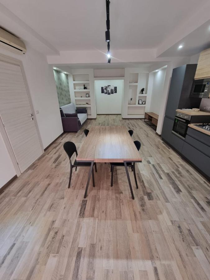 Civico 1 Apartment Valguarnera Caropepe Luaran gambar