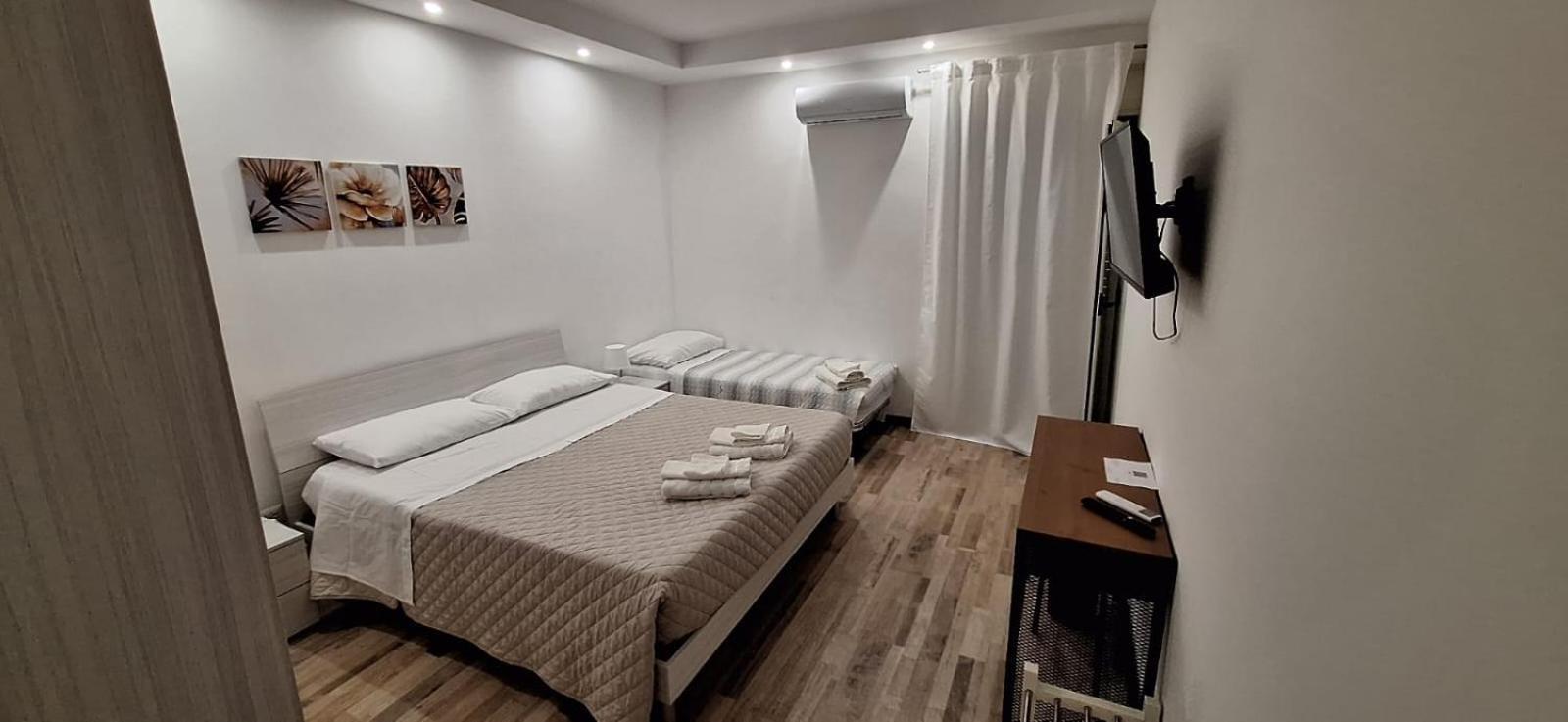 Civico 1 Apartment Valguarnera Caropepe Luaran gambar